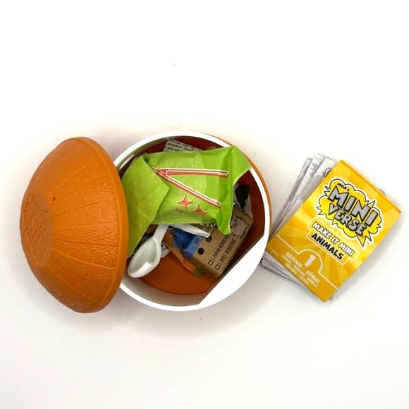 New MGA Miniverse Make it Mini Animals Series 1 - **HEDGEHOG** - Picture 2 of 6